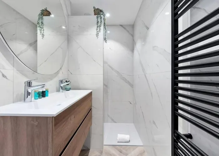 Michelle - Recent Gerenoveerd Stijlvol Διαμέρισμα *